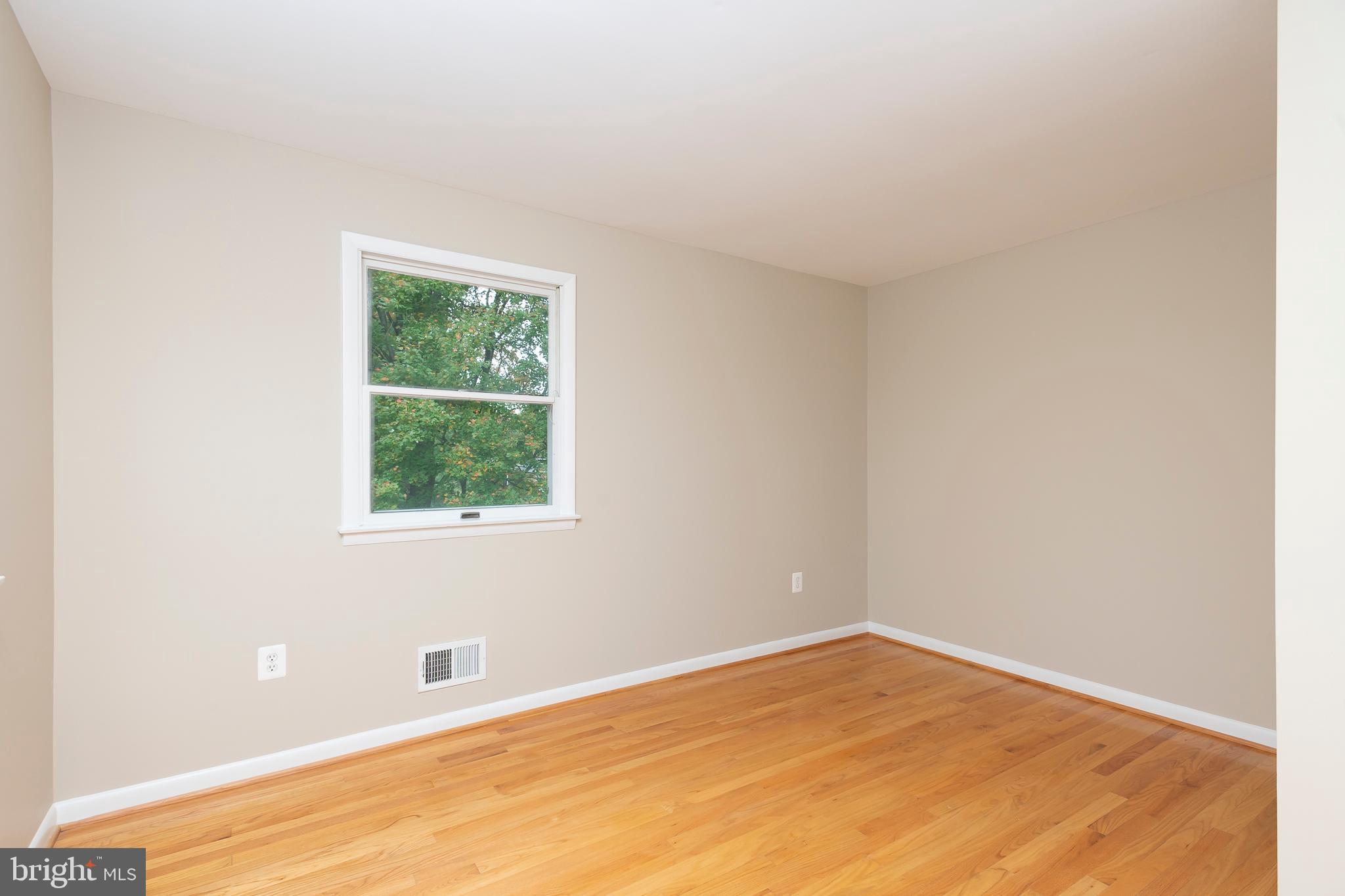 VALLEY MEDE - Residential