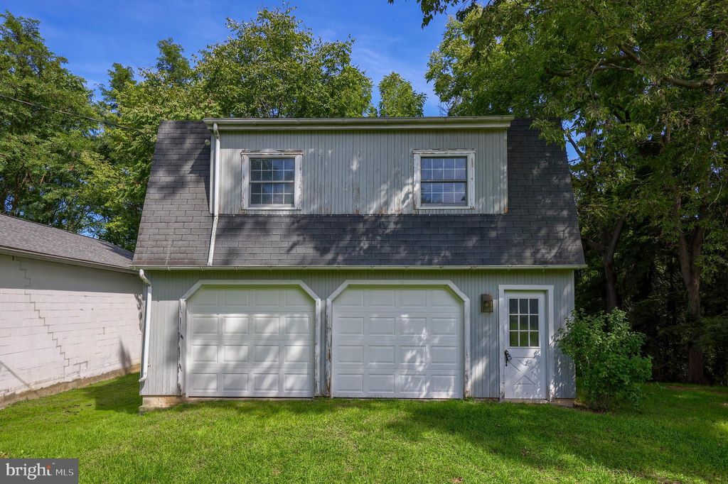 Photo of North Ln, Lititz, PA 17543 (MLS # PALA2044450)