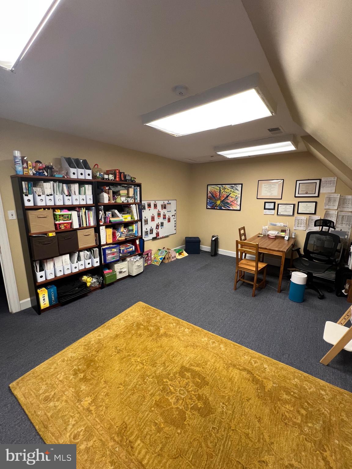 OLD TOWN - Commercial Lease