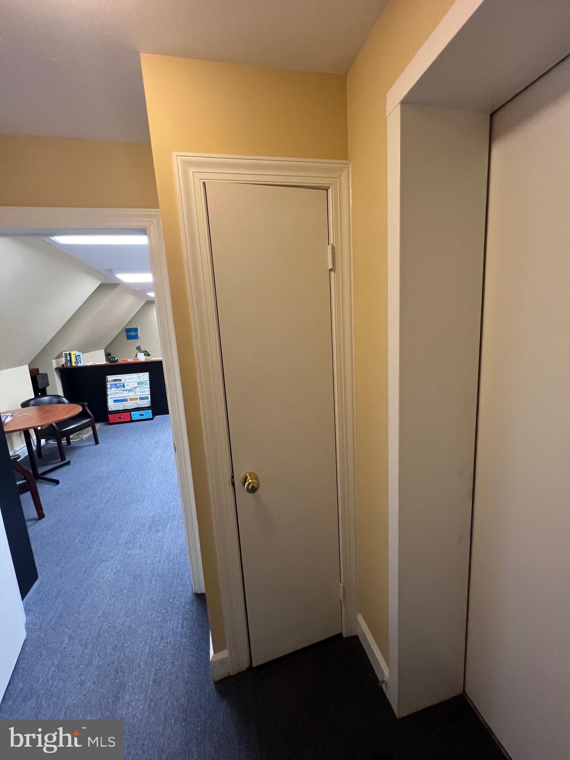 OLD TOWN - Commercial Lease