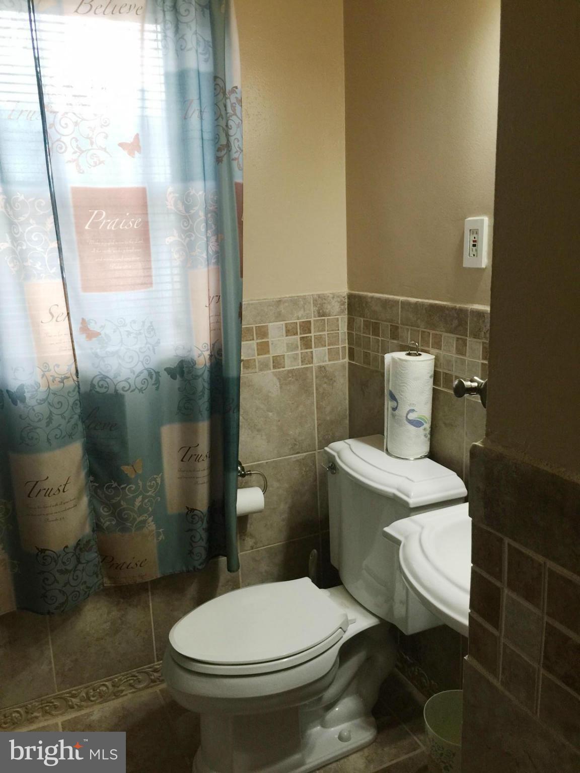 NORTHWOOD - Residential Lease