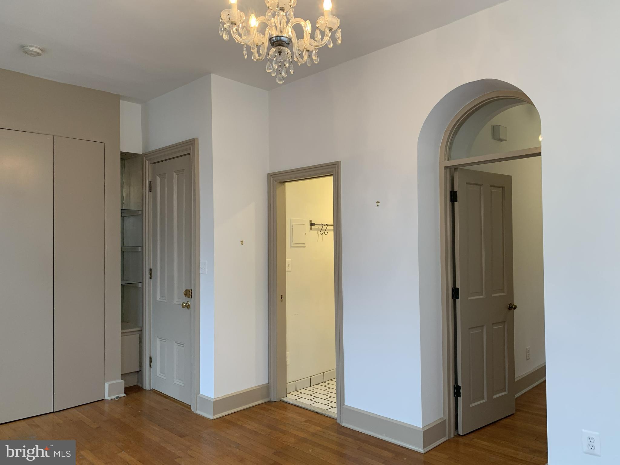 OLD TOWN ALEXANDRIA - Residential Lease