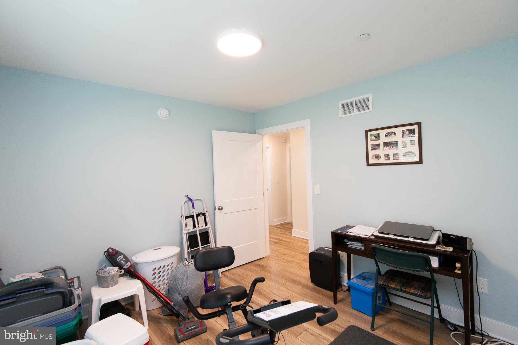 EAST NEW MARKET - Residential