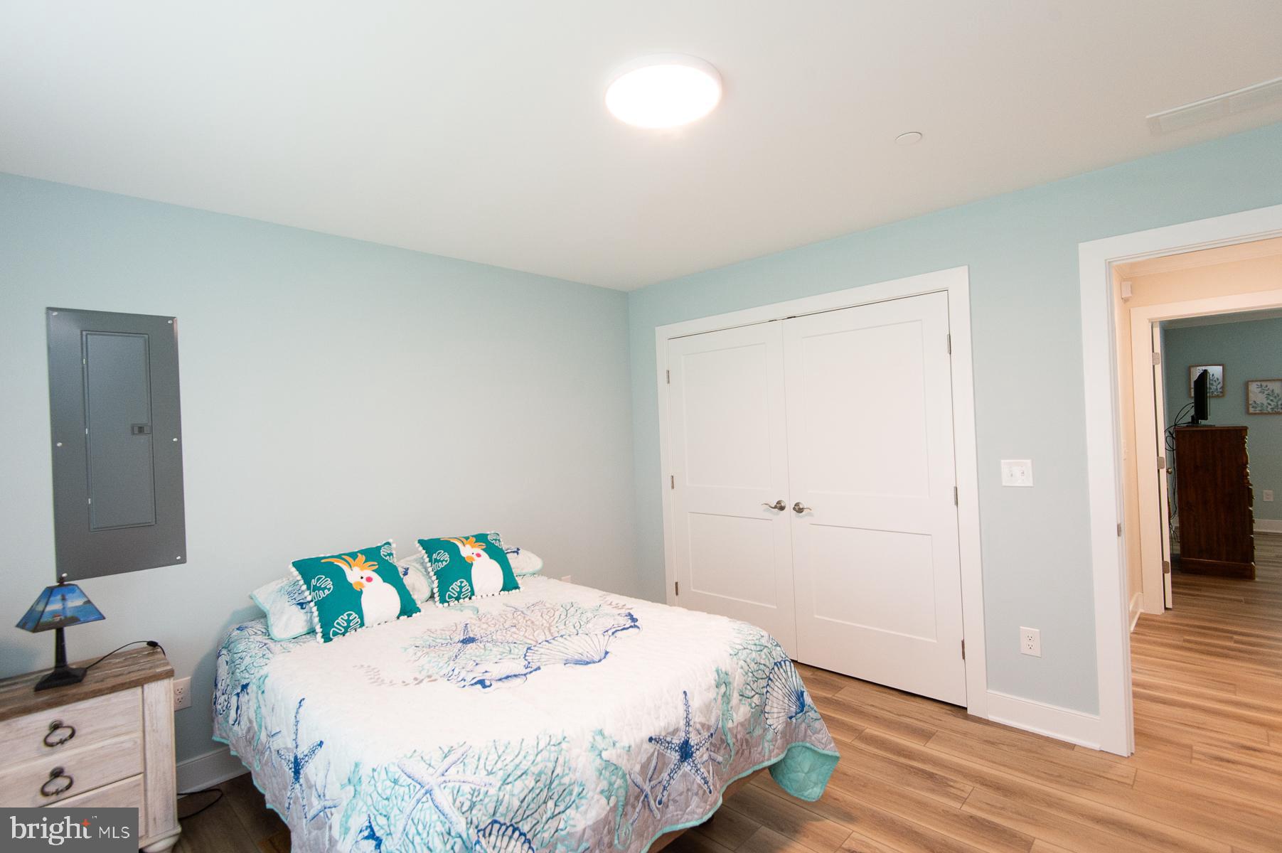 EAST NEW MARKET - Residential