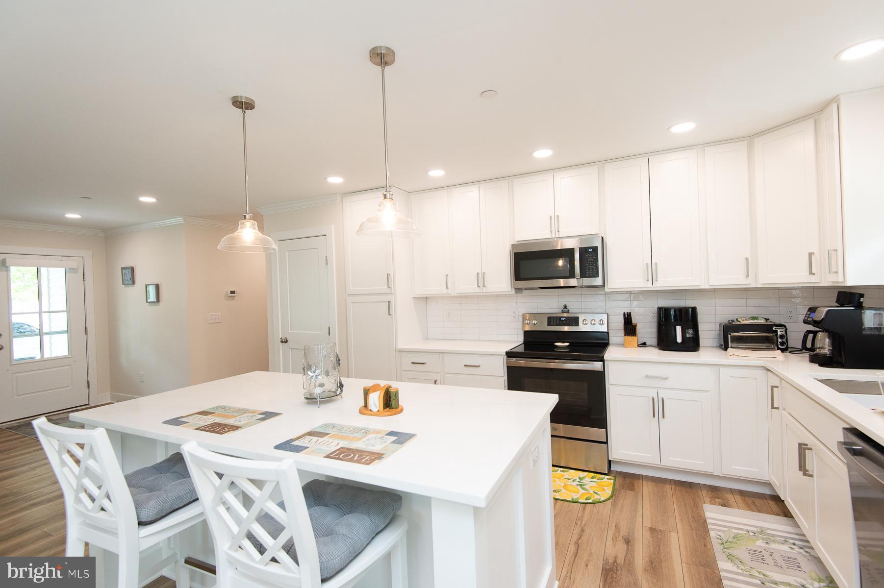 EAST NEW MARKET - Residential