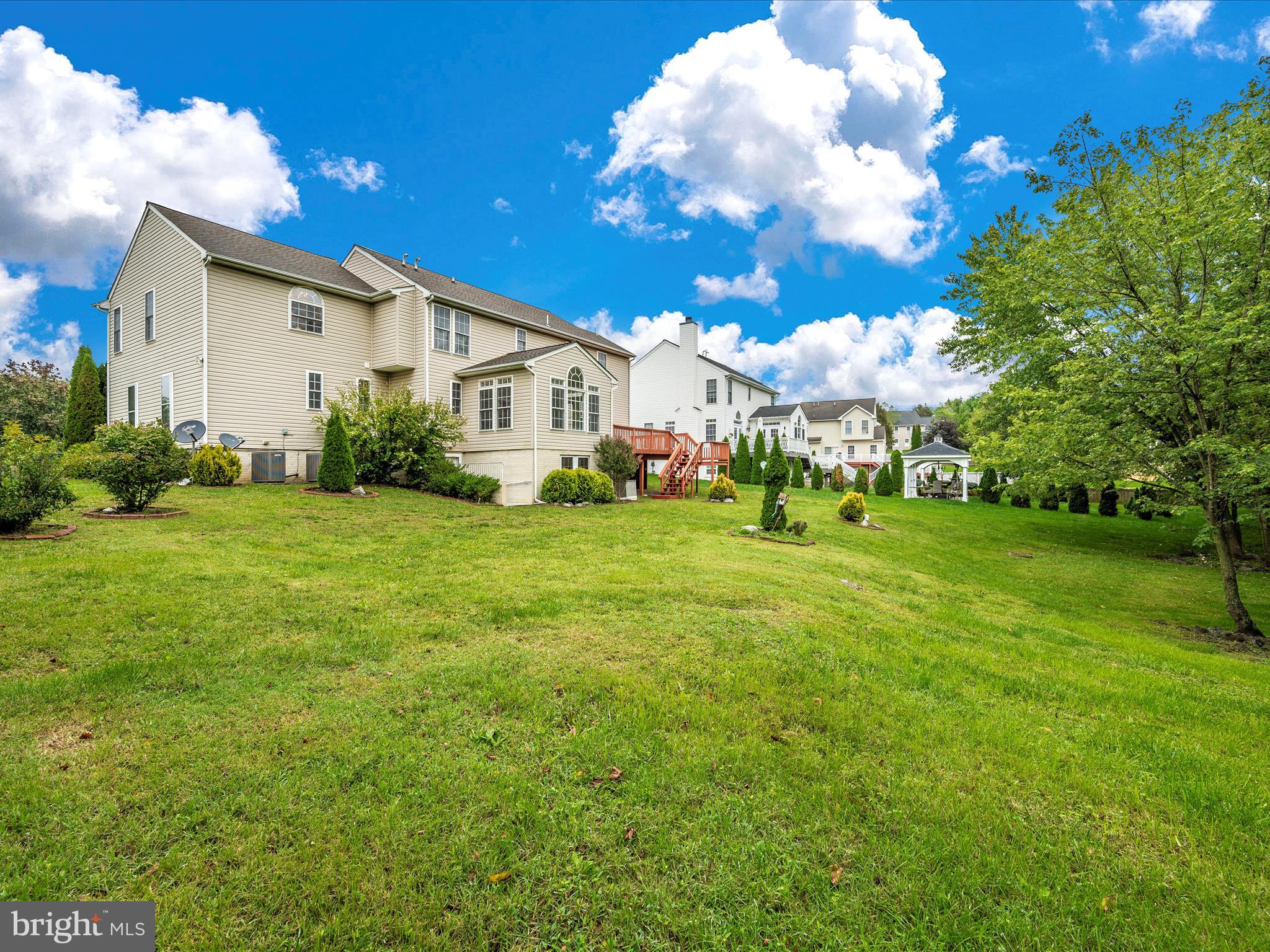 WOODBRIDGE - Residential