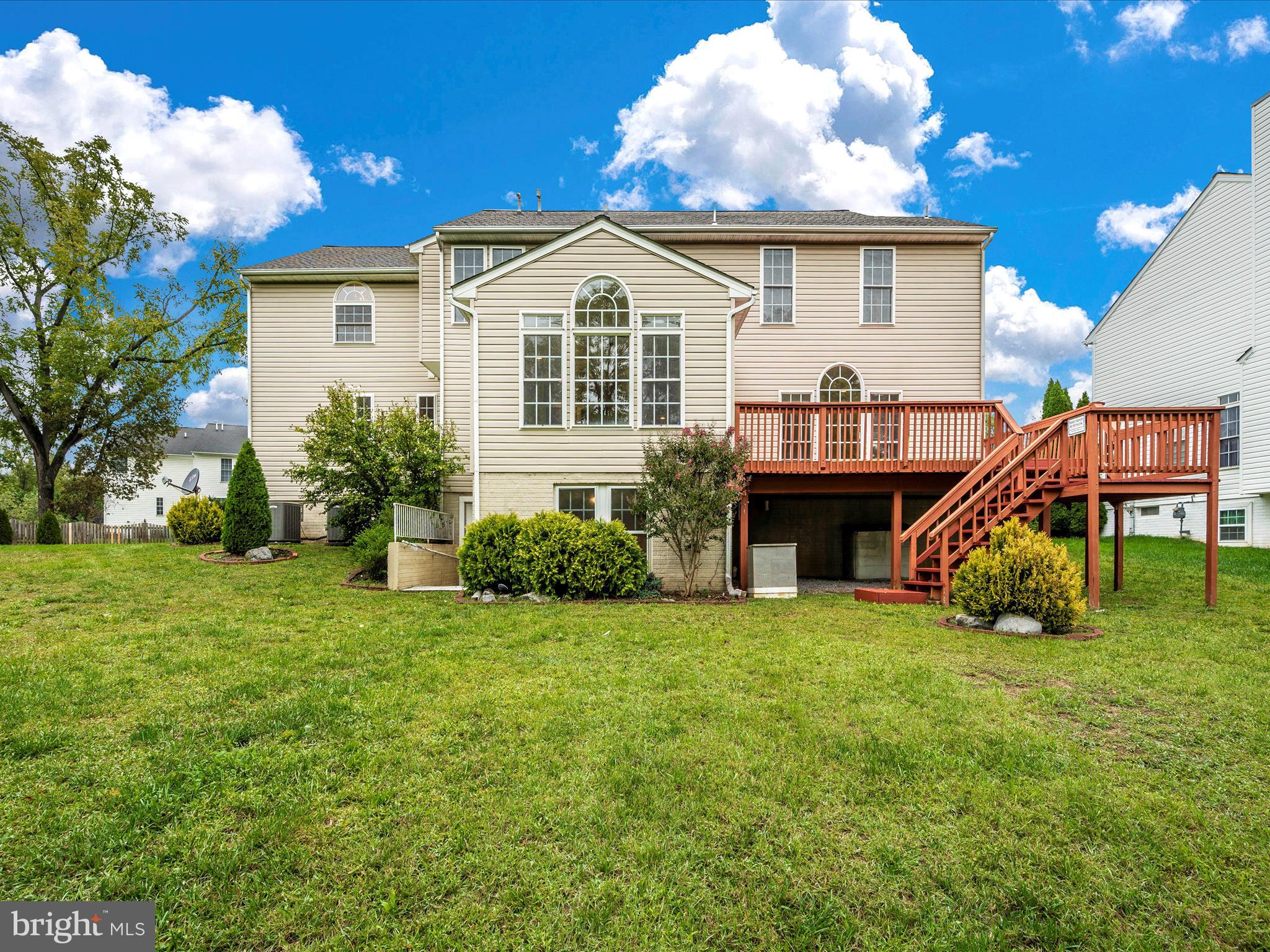 WOODBRIDGE - Residential