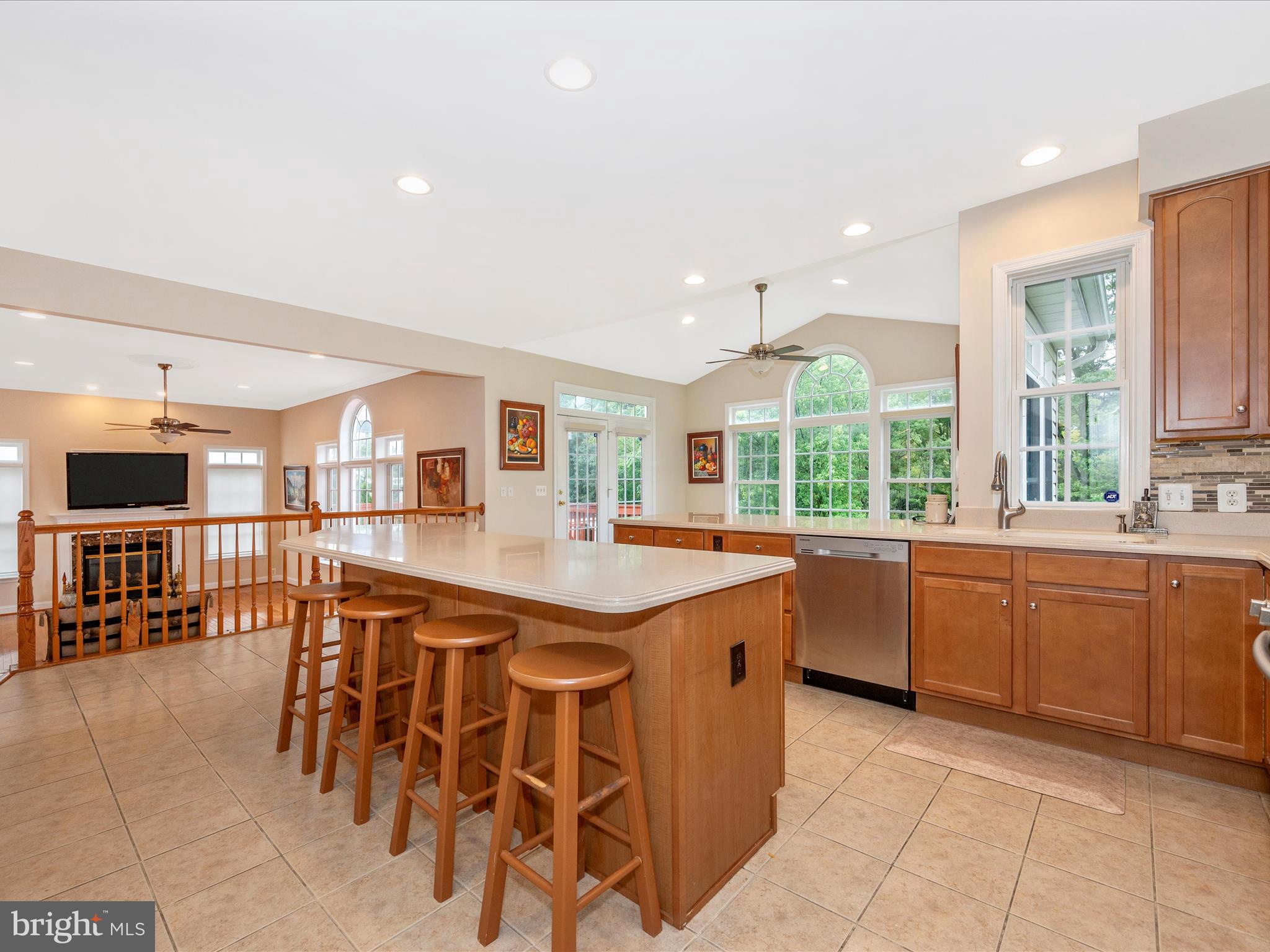 WOODBRIDGE - Residential