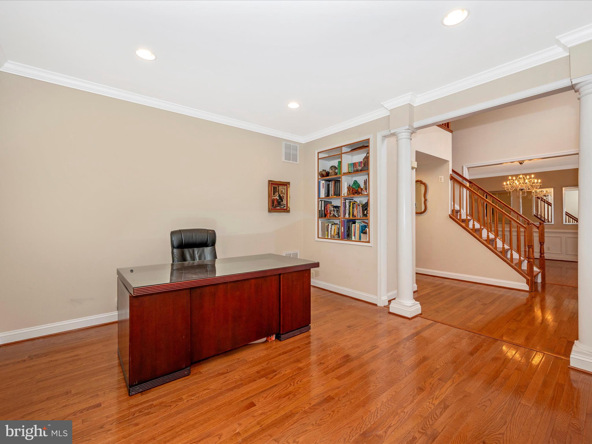 WOODBRIDGE - Residential