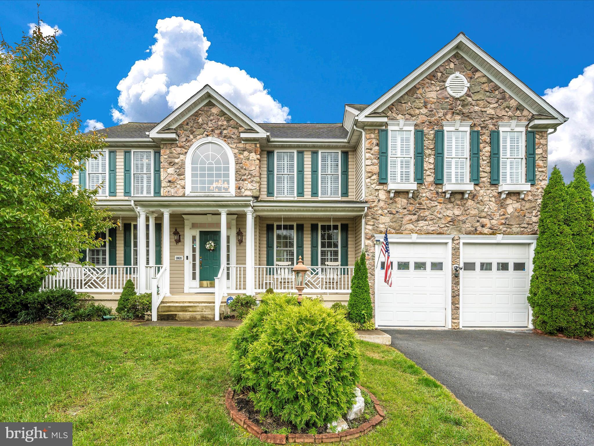 WOODBRIDGE - Residential