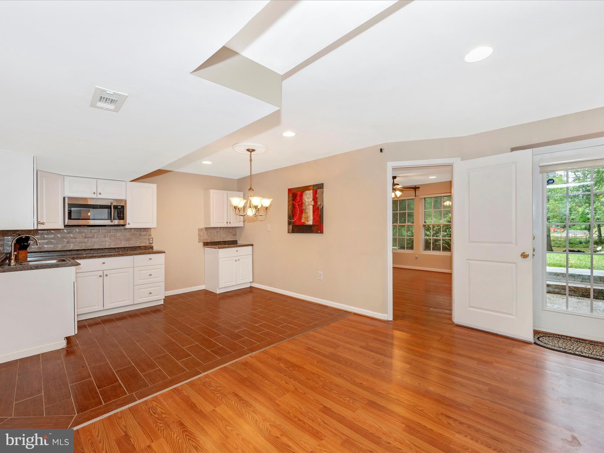 WOODBRIDGE - Residential