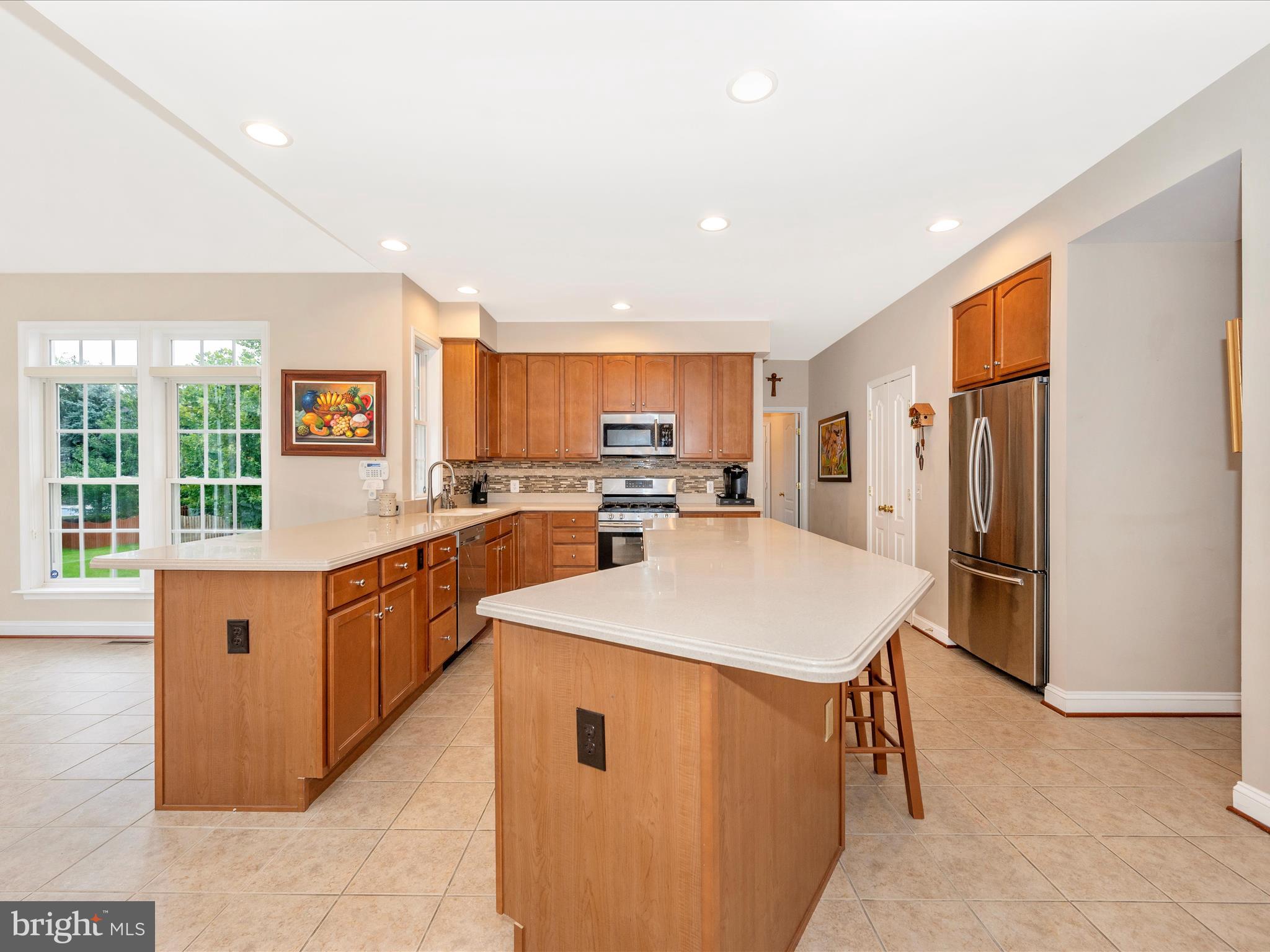 WOODBRIDGE - Residential