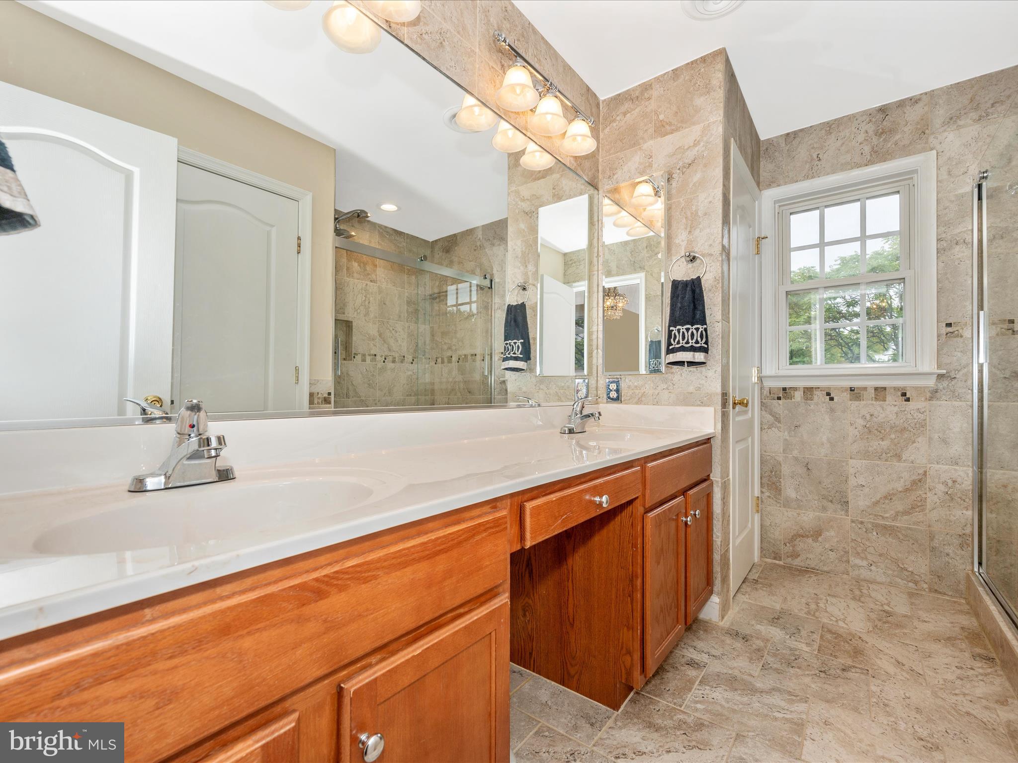 WOODBRIDGE - Residential