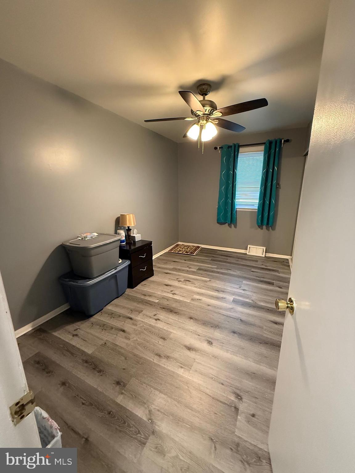 PINE VALLEY - Residential