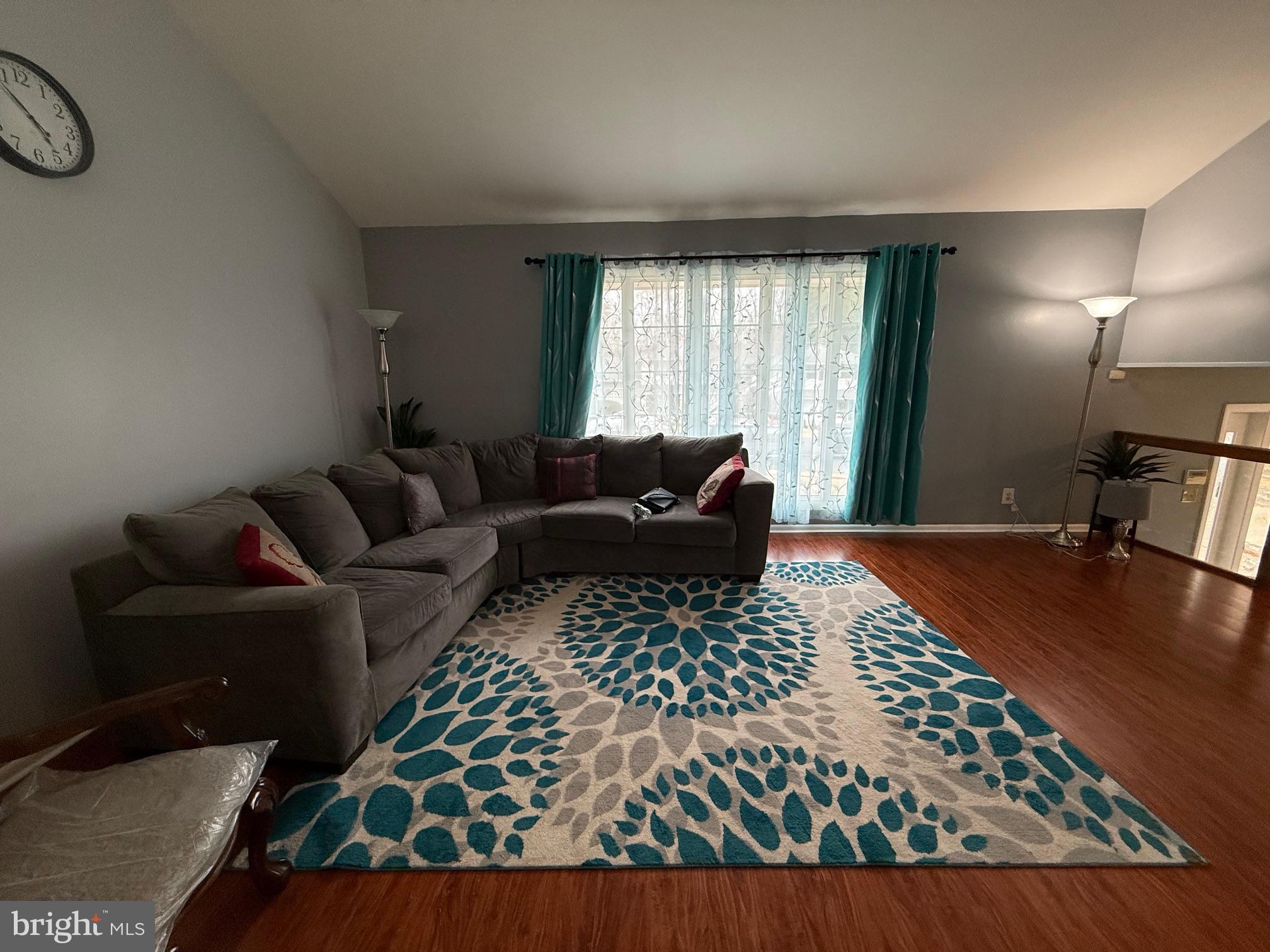 PINE VALLEY - Residential