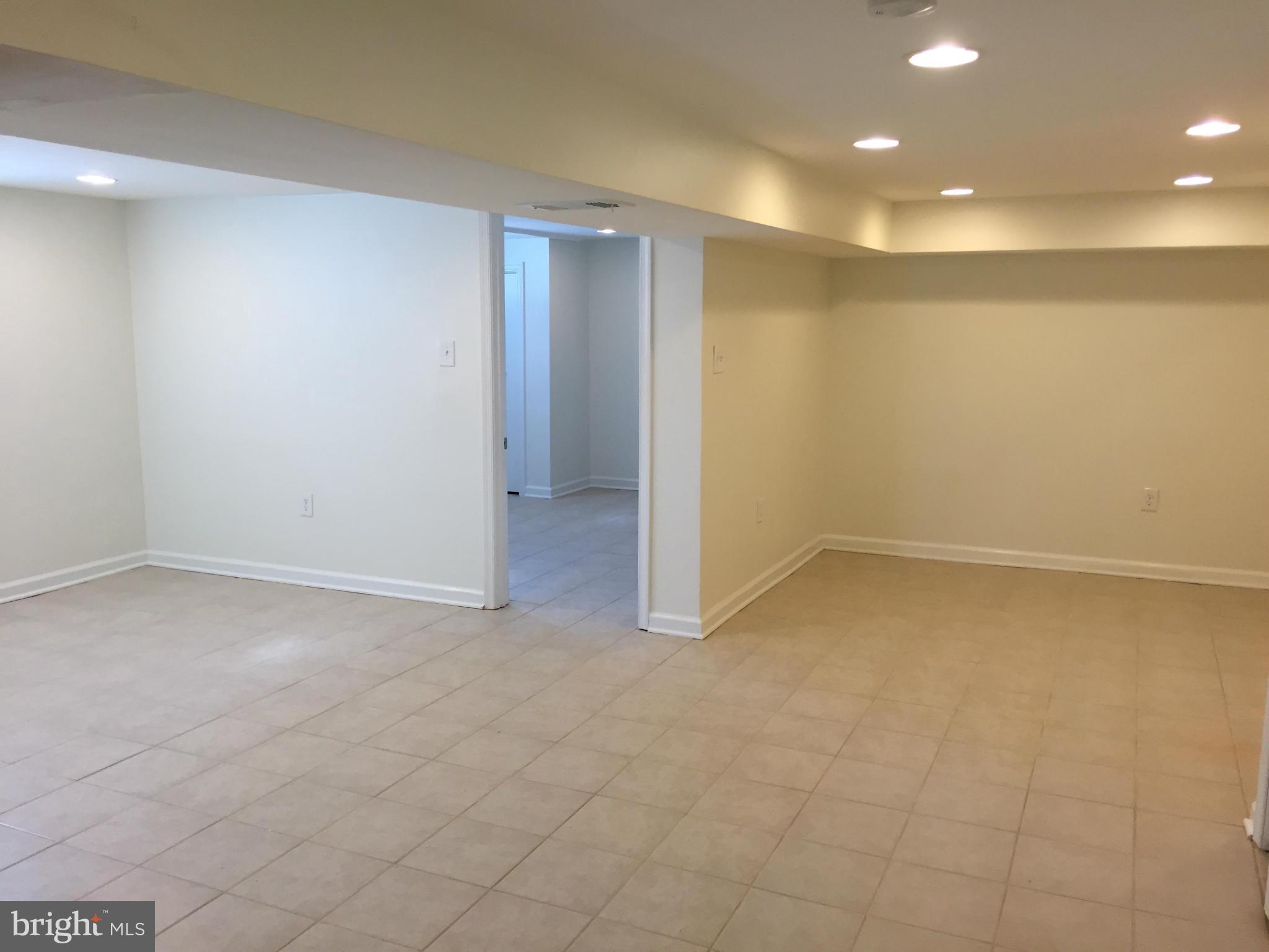 WOODLAWN- FELDMANS ADDN - Residential