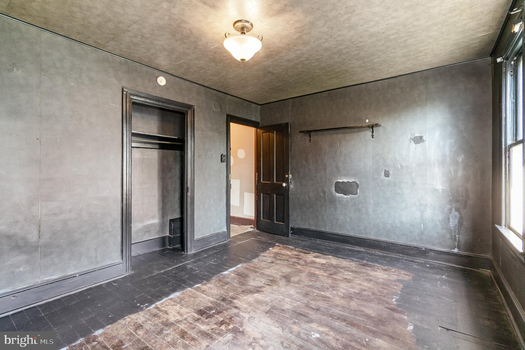 CHAMBERSBURG - Residential