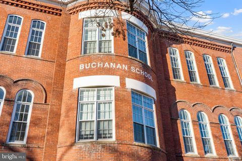 1324 E STREET SE 201 WASHINGTON DC 20003