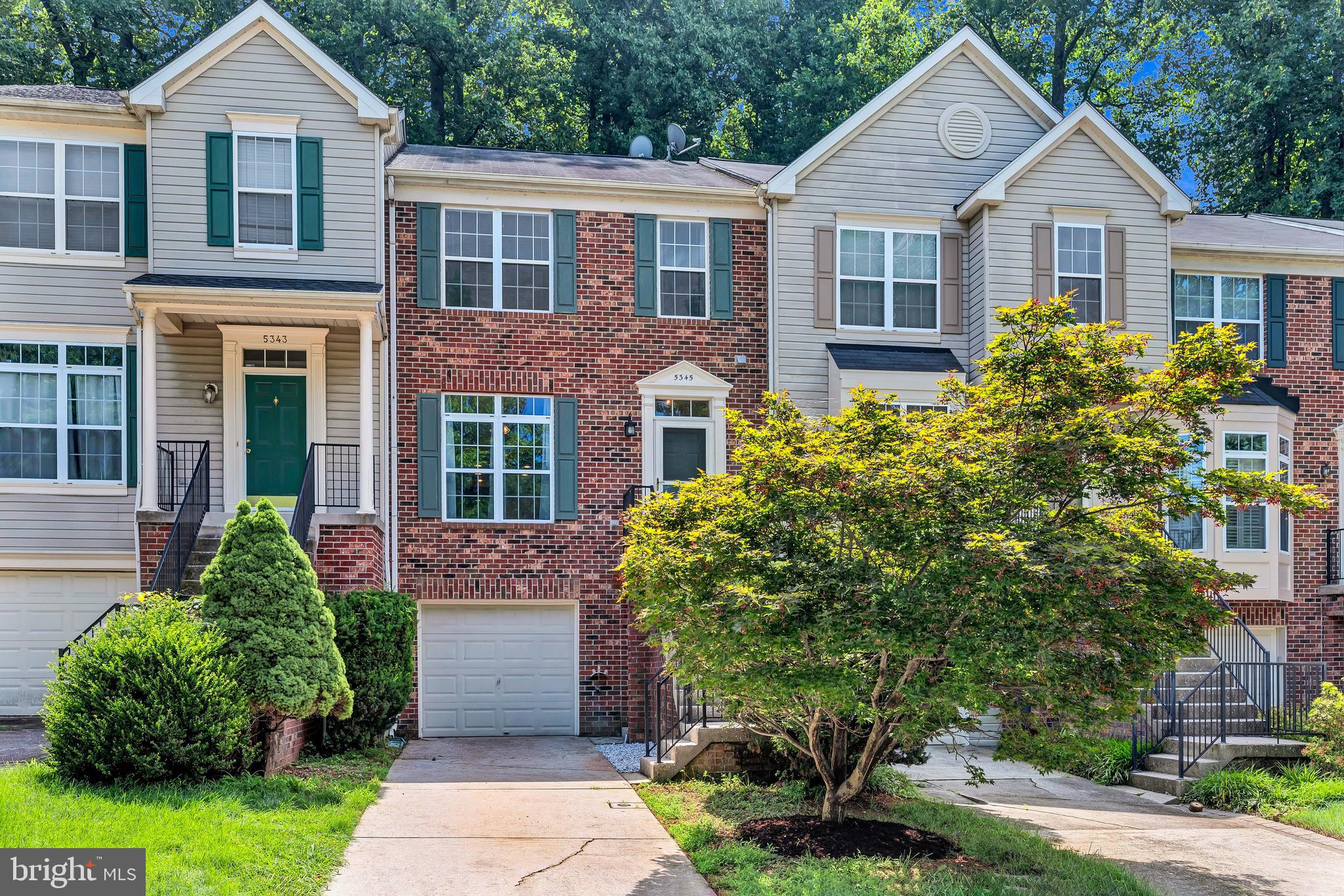 TRAILS AT WOODLOT - Residential