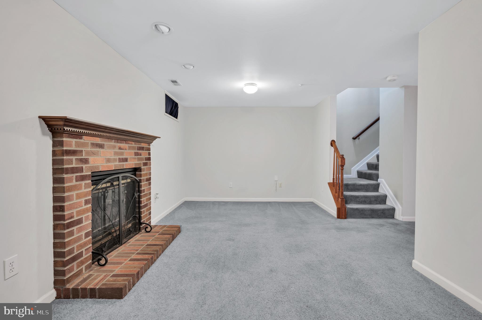 TRAILS AT WOODLOT - Residential