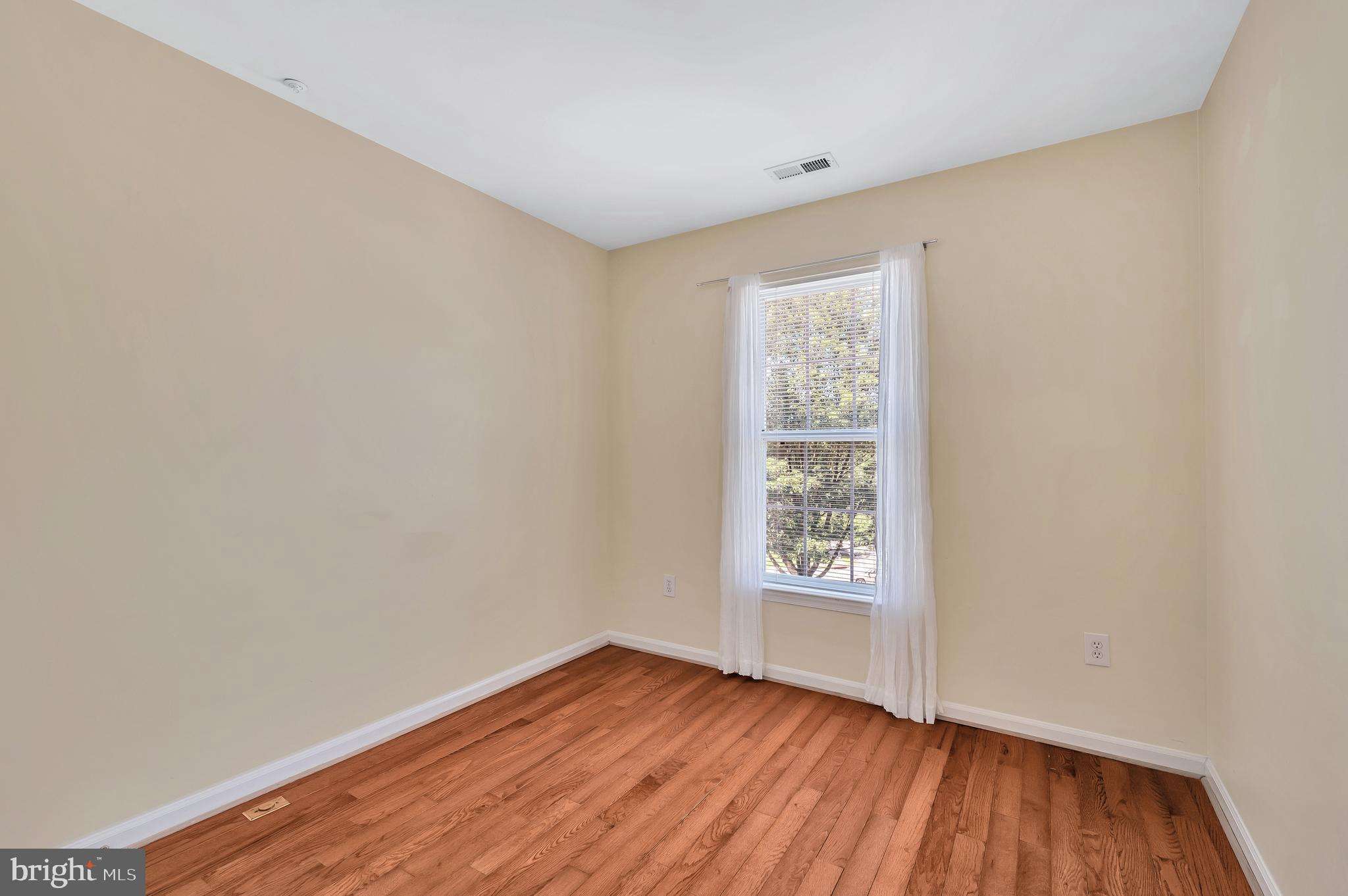 TRAILS AT WOODLOT - Residential