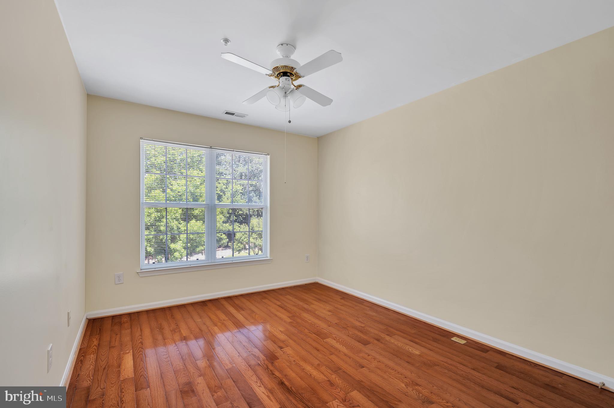 TRAILS AT WOODLOT - Residential