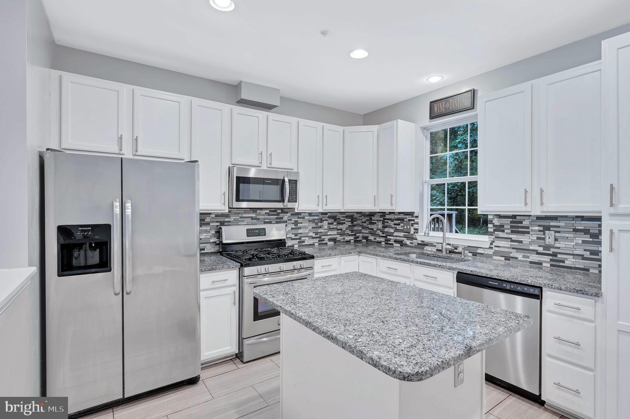 TRAILS AT WOODLOT - Residential