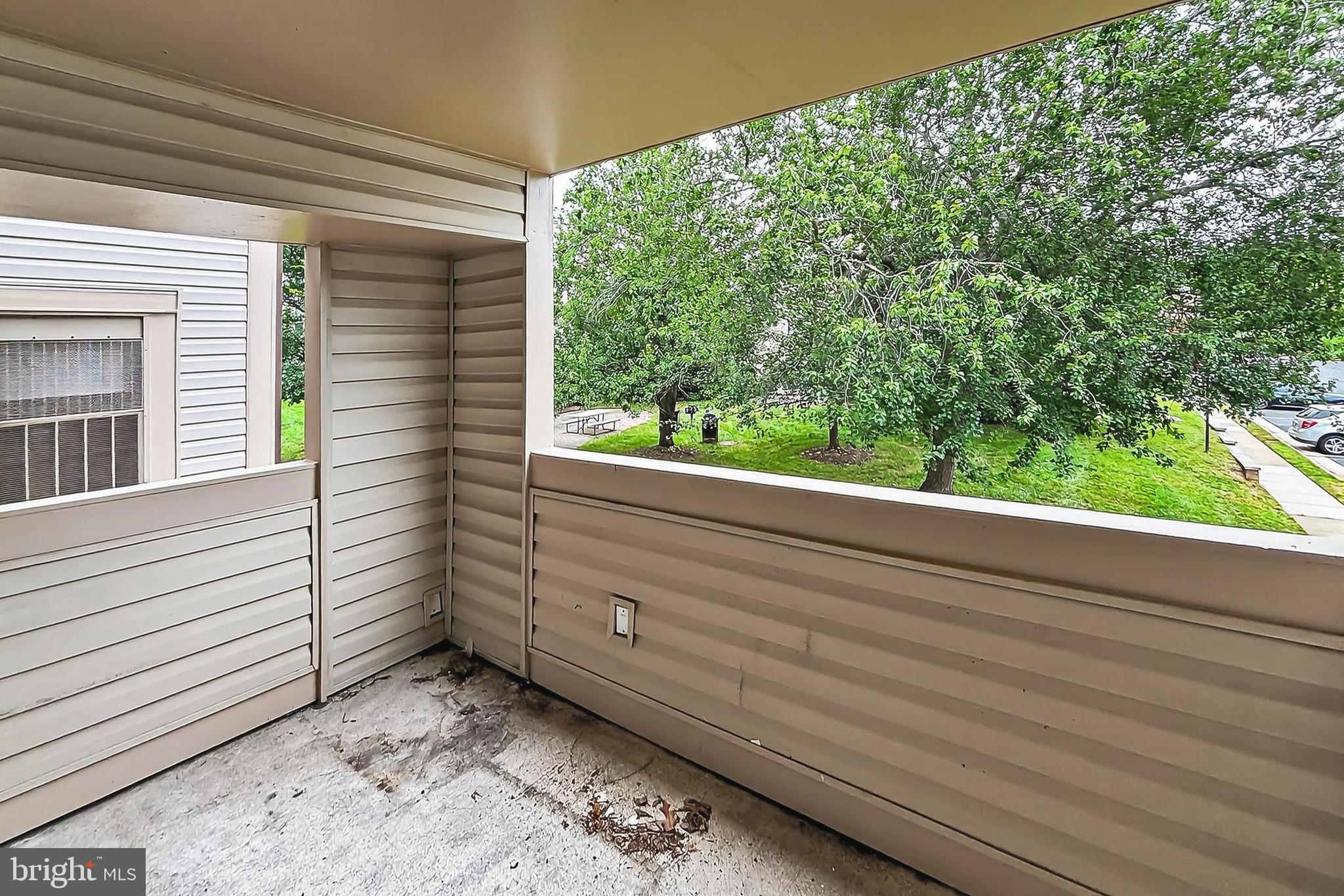 VICTORIA CROSSINGS AT MANCHESTER LAKES - Residential