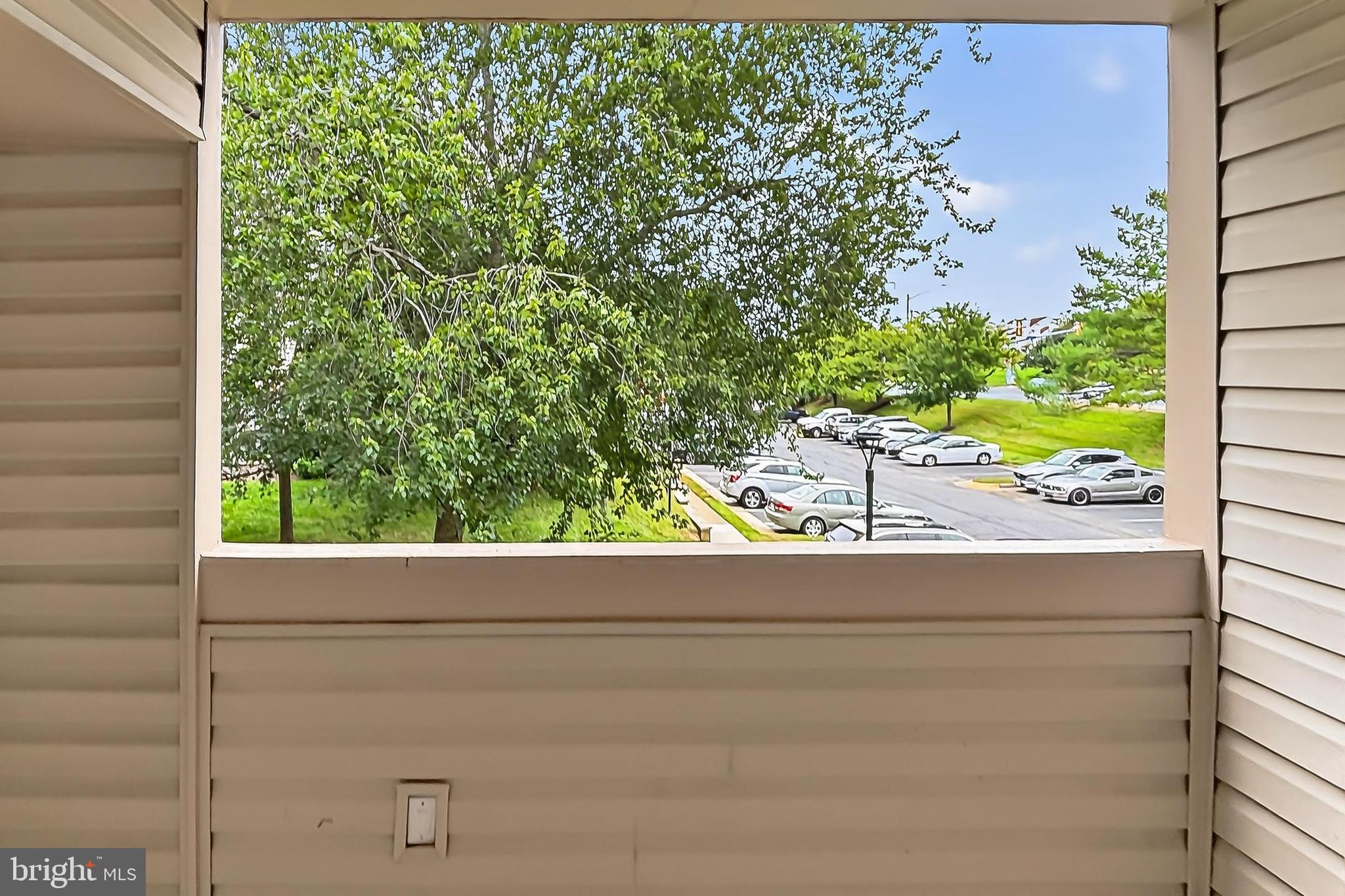 VICTORIA CROSSINGS AT MANCHESTER LAKES - Residential