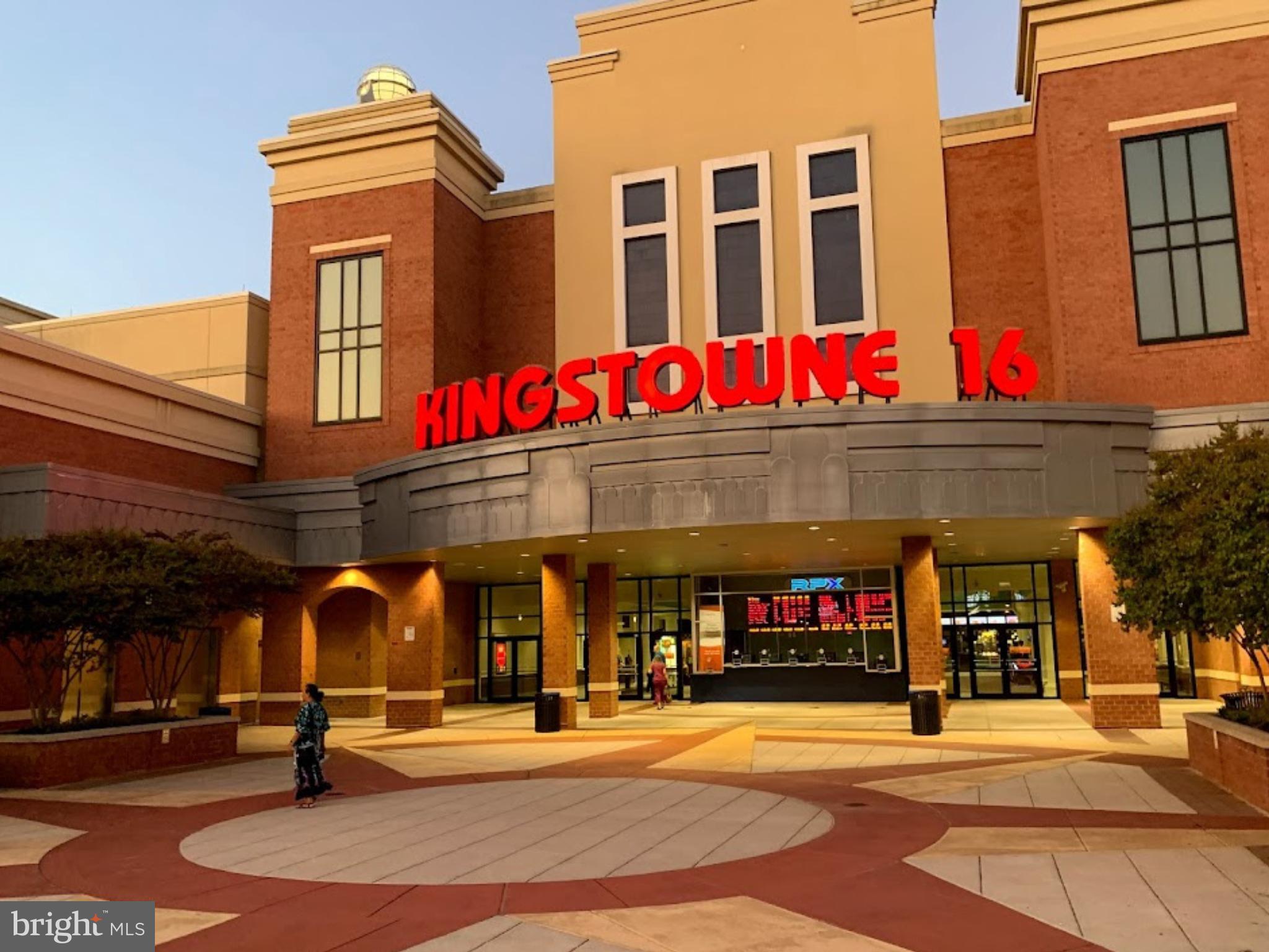 VICTORIA CROSSINGS AT MANCHESTER LAKES - Residential