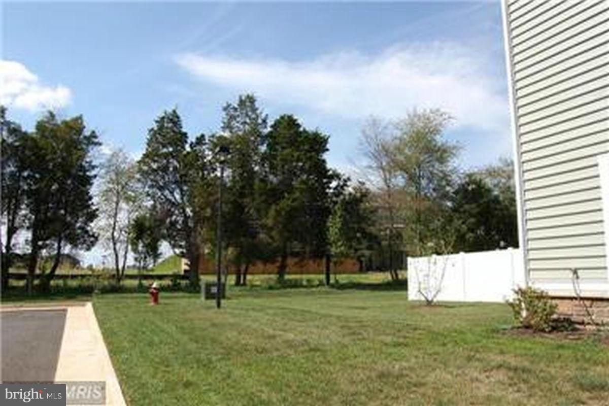 TRENT GROVE - Residential Lease