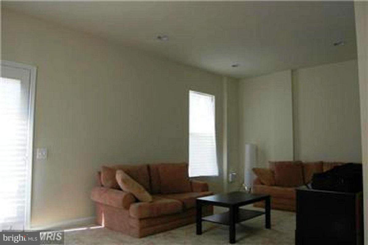 TRENT GROVE - Residential Lease