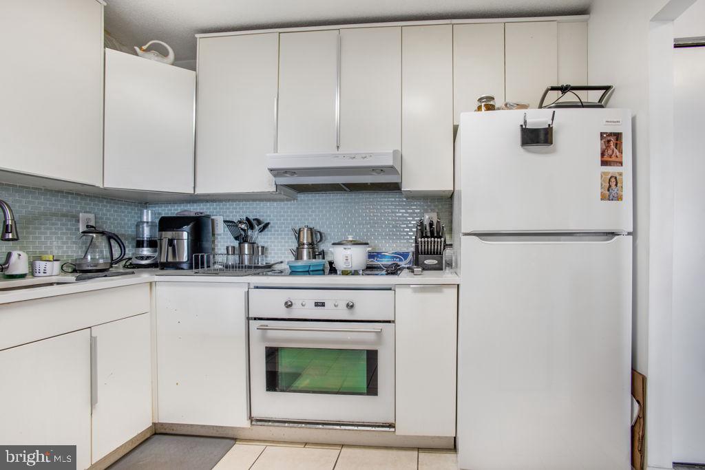 WATERGATE AT LANDMARK - Residential