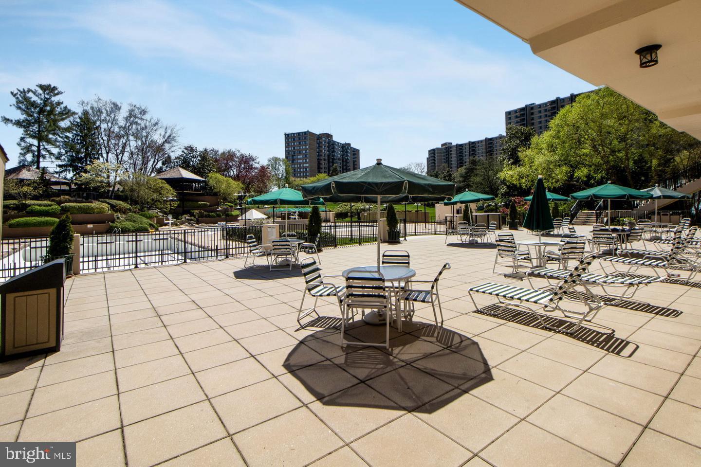 WATERGATE AT LANDMARK - Residential