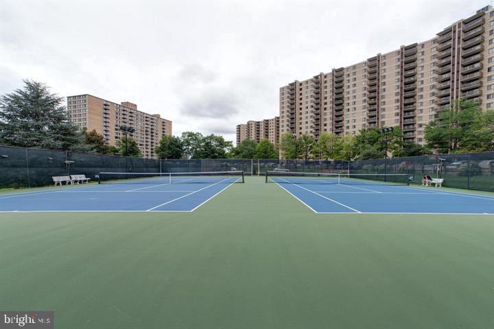 WATERGATE AT LANDMARK - Residential