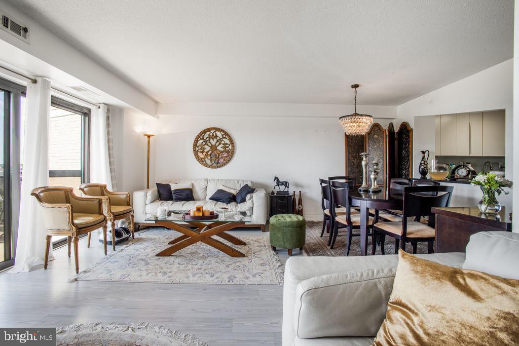 WATERGATE AT LANDMARK - Residential