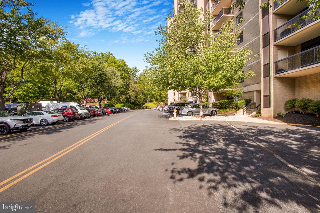 WATERGATE AT LANDMARK - Residential