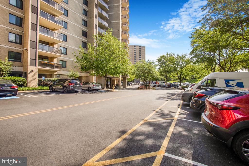 WATERGATE AT LANDMARK - Residential