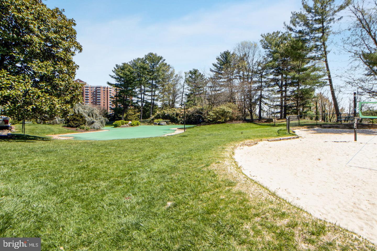 WATERGATE AT LANDMARK - Residential
