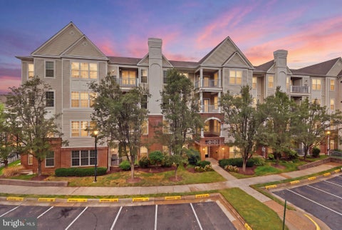 Photo of 3009 Nicosh Circle #4306, FALLS CHURCH, VA 22042 (MLS # VAFX2342290)