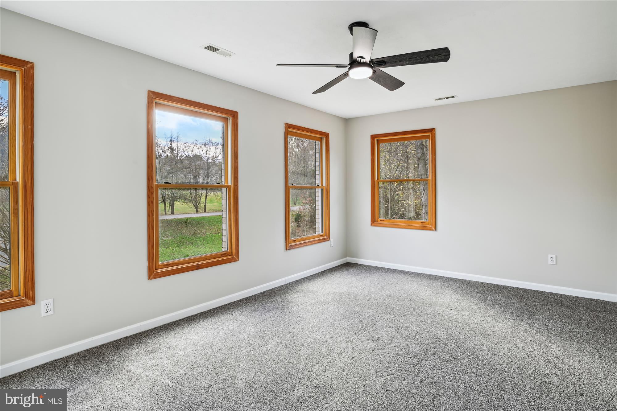 BRETTON WOODS - Residential