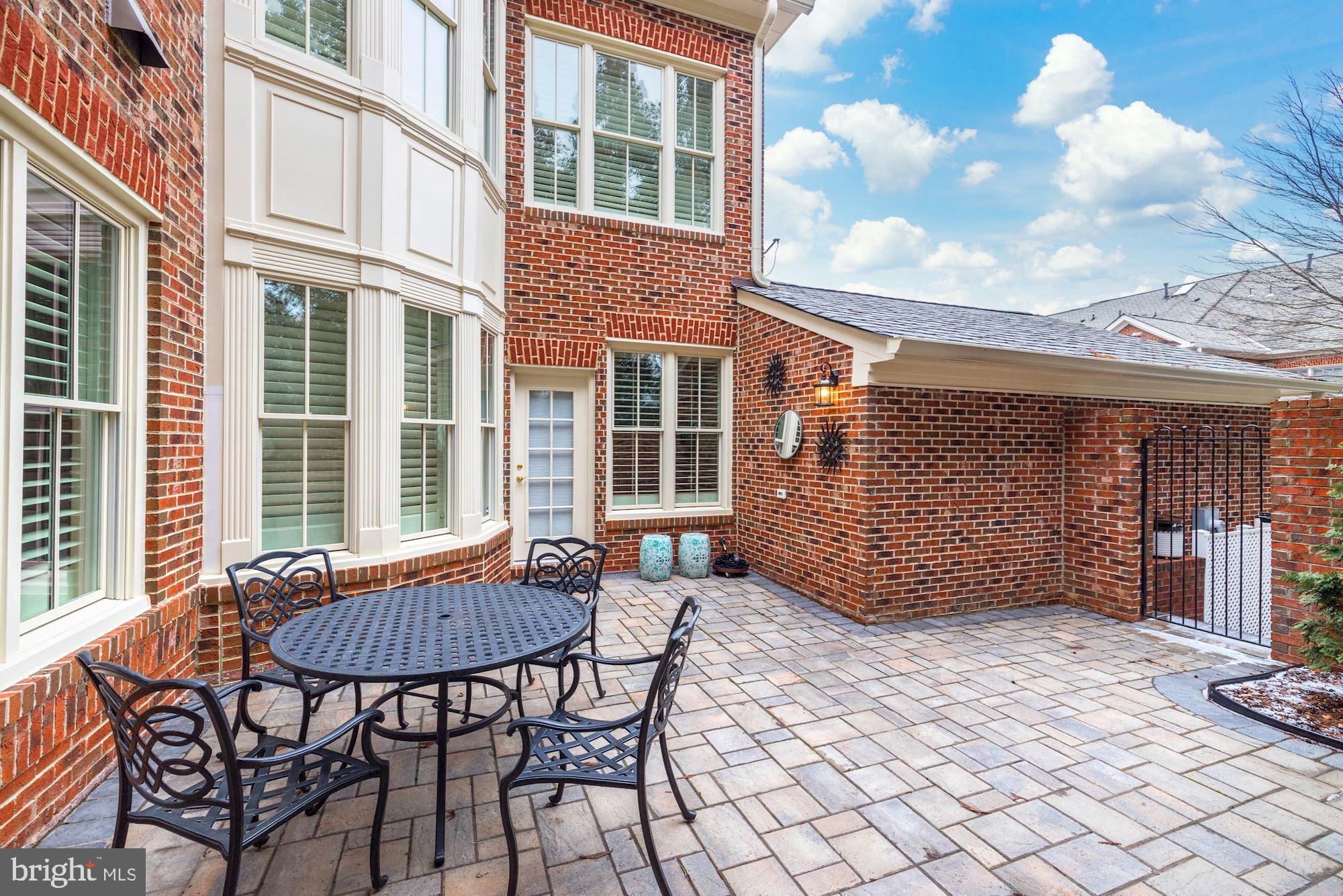 EVANS FARM - Residential