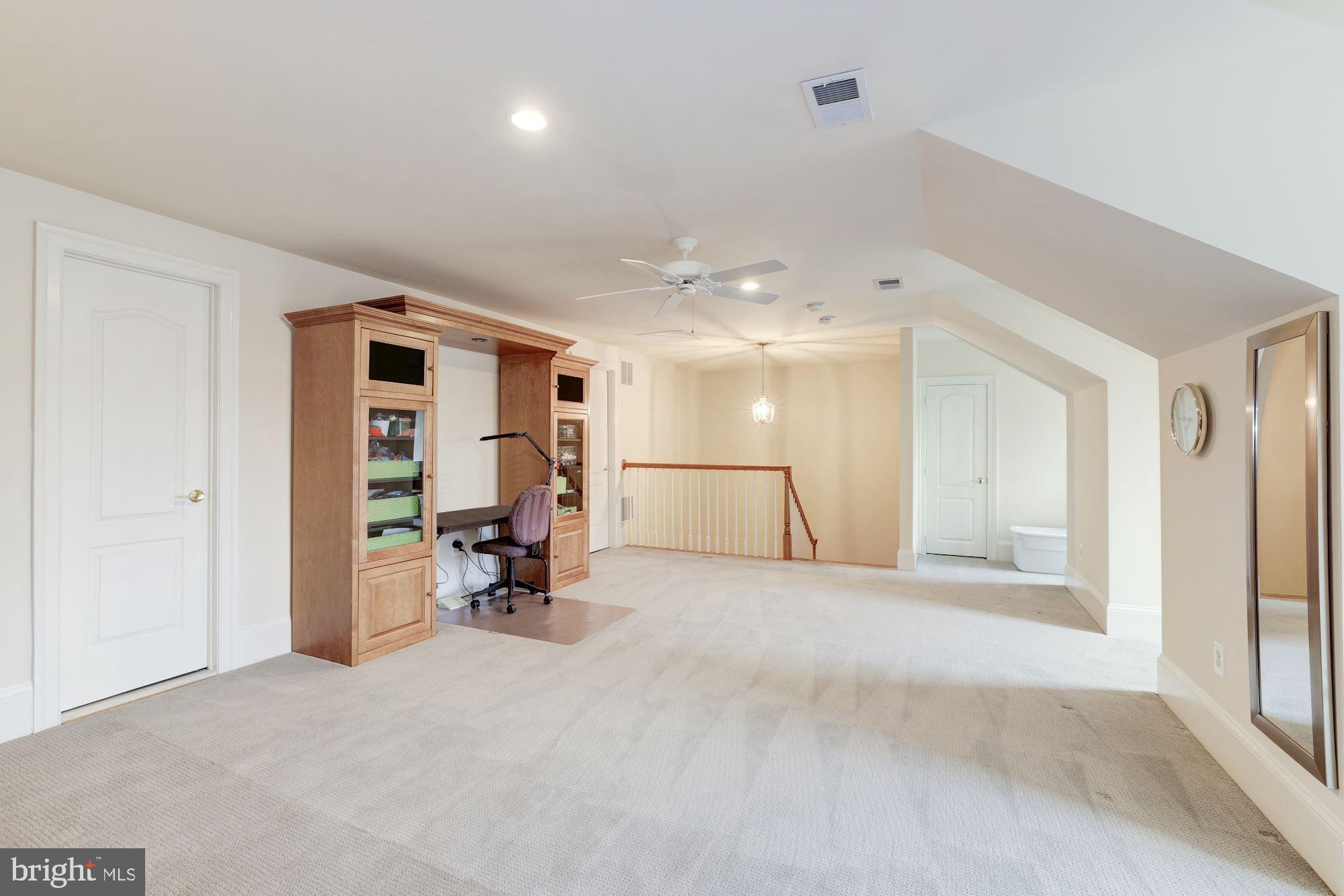 EVANS FARM - Residential