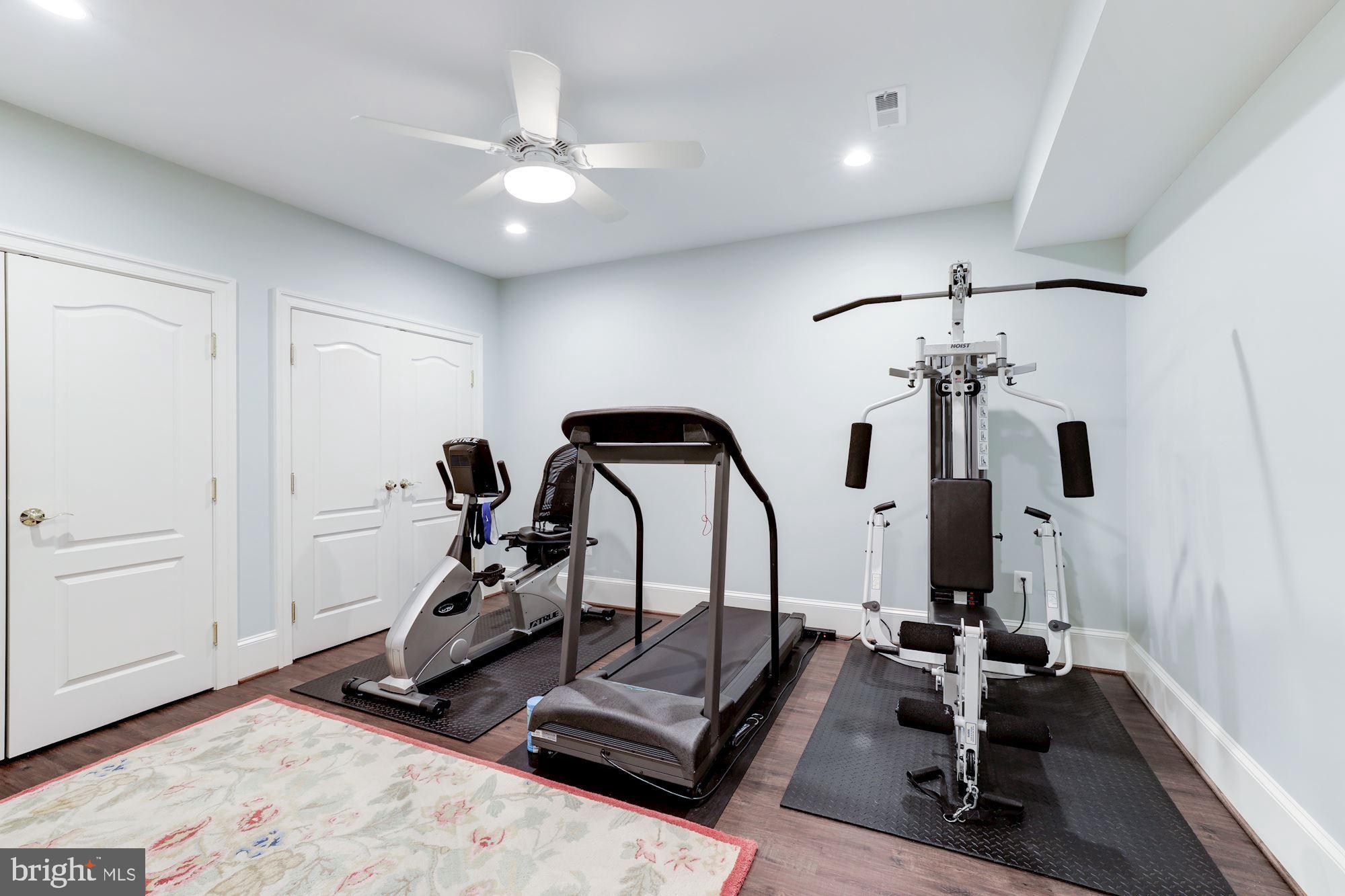 EVANS FARM - Residential