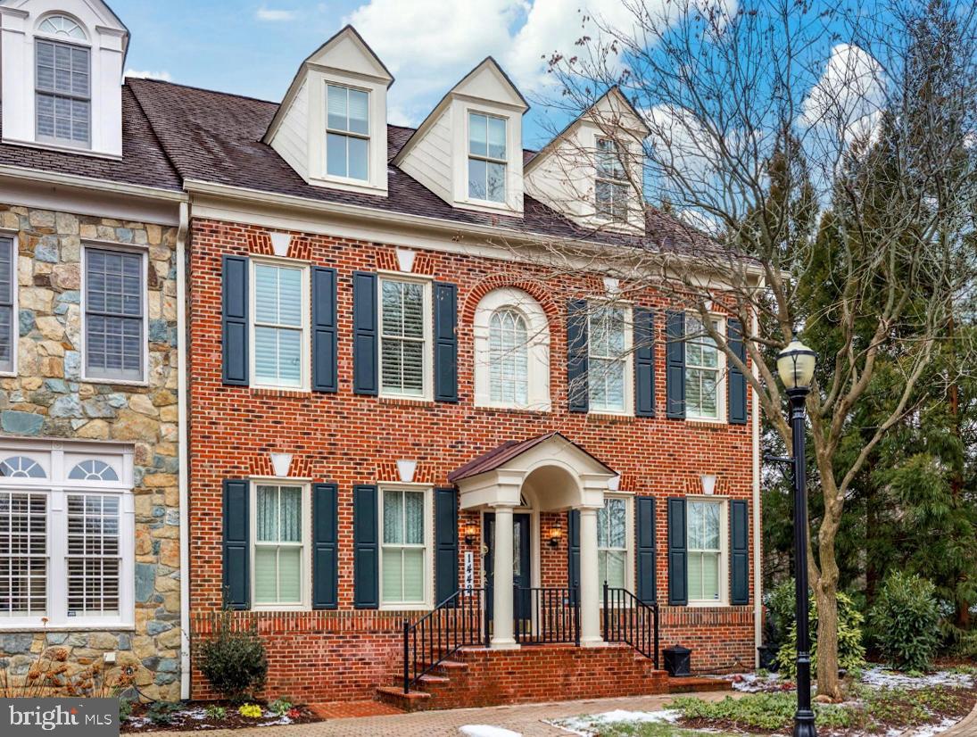 EVANS FARM - Residential