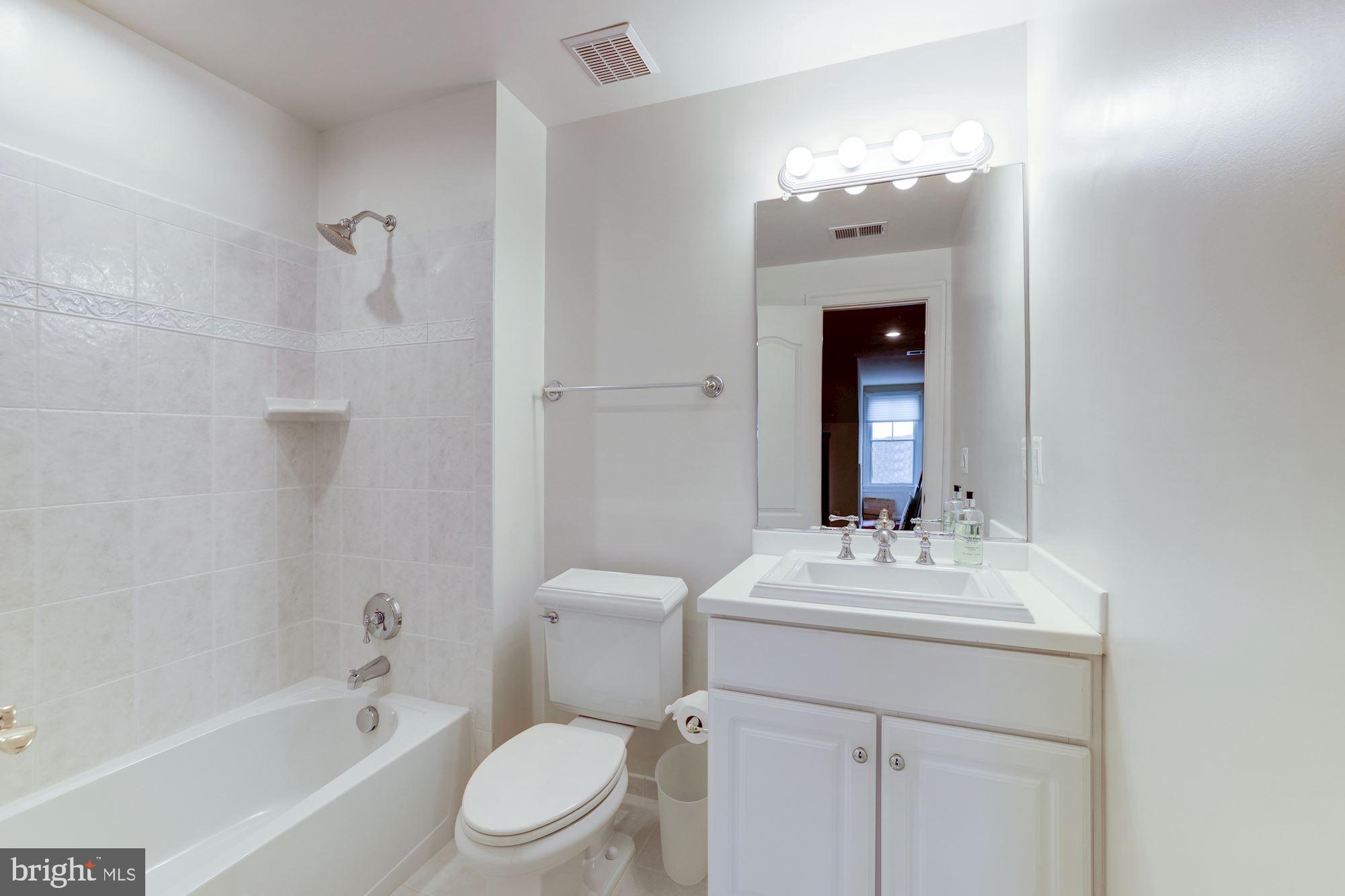 EVANS FARM - Residential