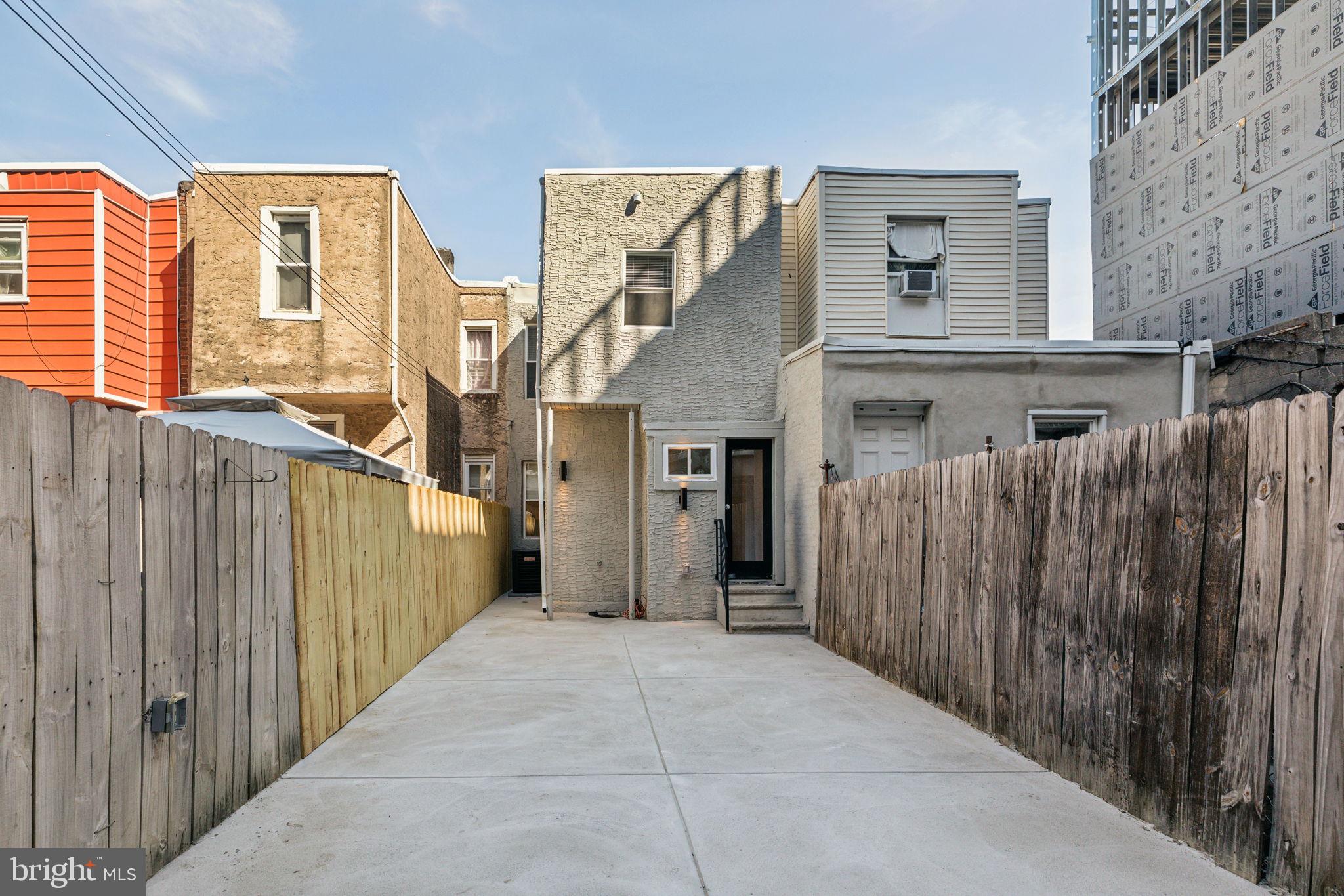 PORT RICHMOND - Residential