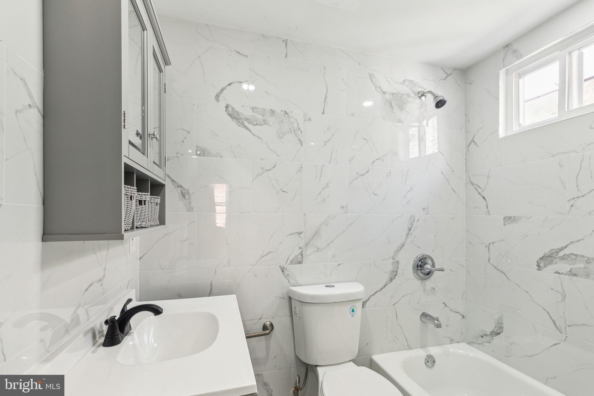 PORT RICHMOND - Residential