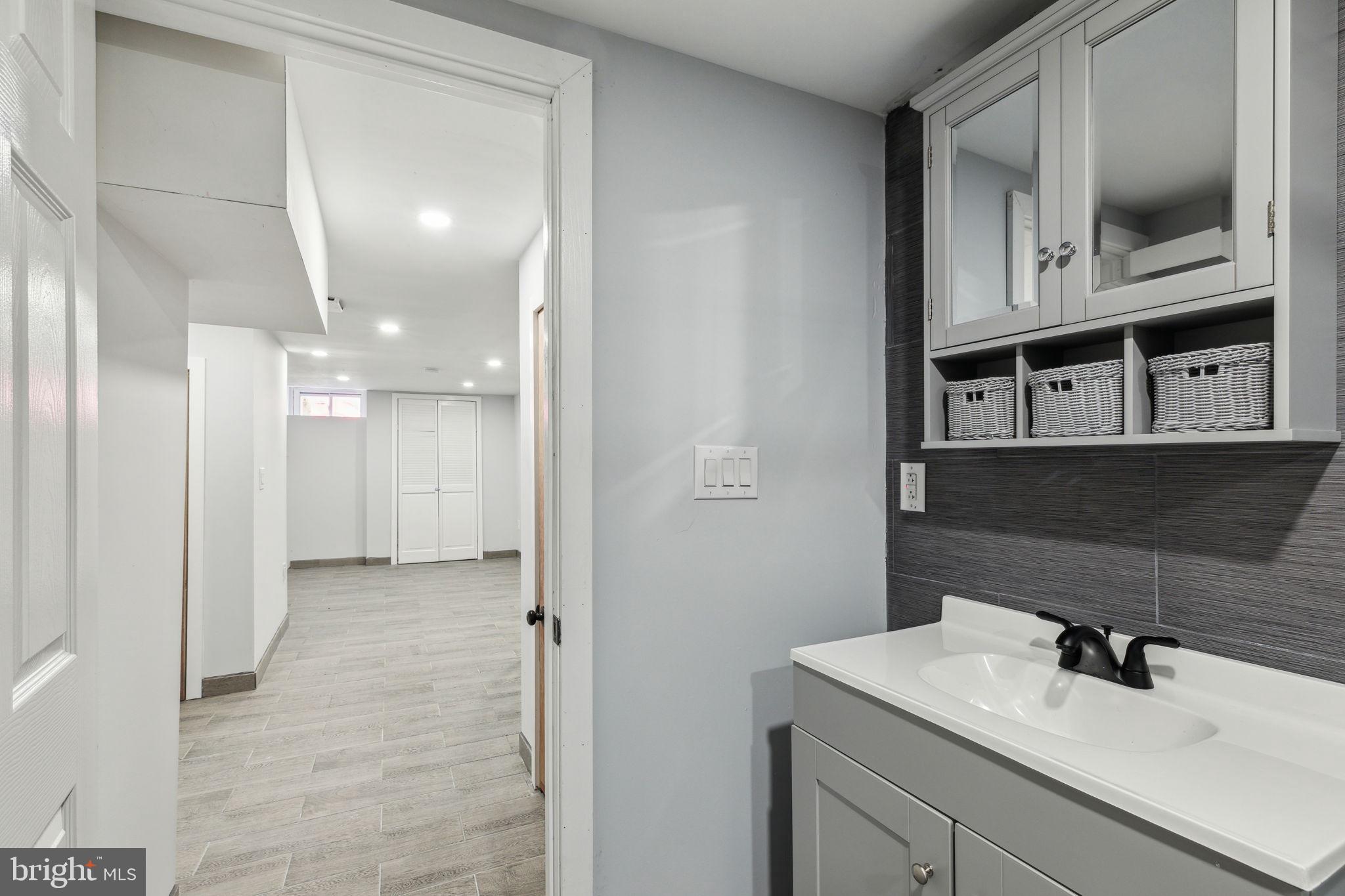 PORT RICHMOND - Residential