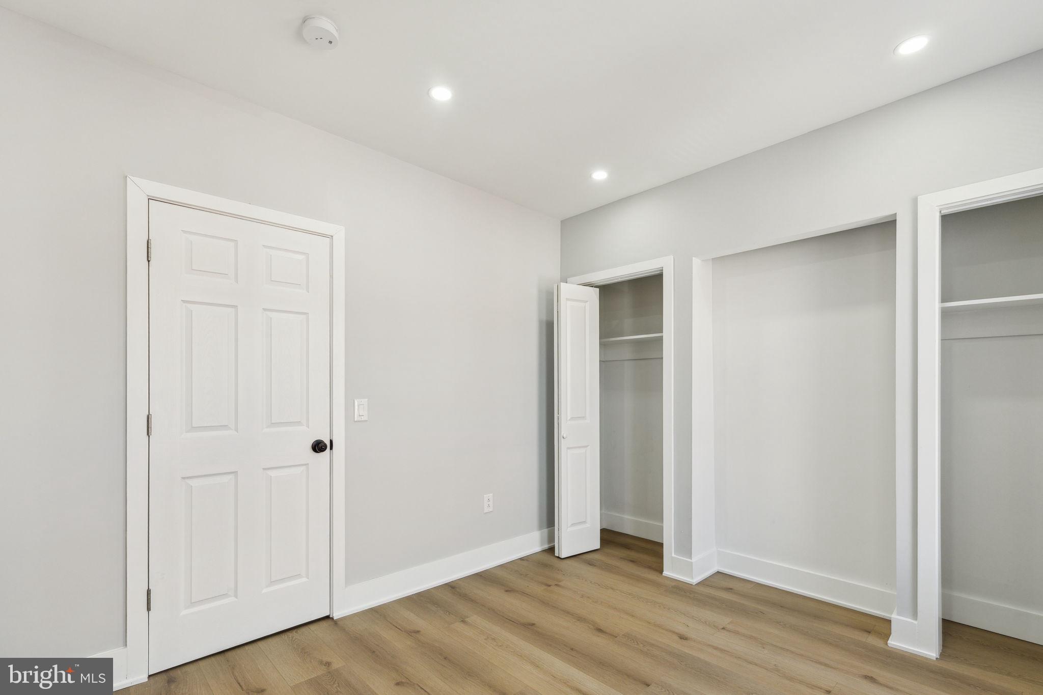 PORT RICHMOND - Residential